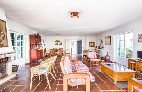 Fornos Apartamento | Akivillas Meco Unwind