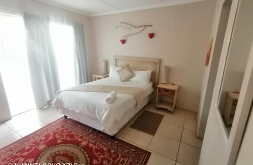 Calvinia Cama Y Desayuno | Akkerdam Bed and Breakfast