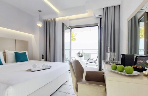 Polichrono Hotel | Akrogiali Exclusive Hotel - Adults Only