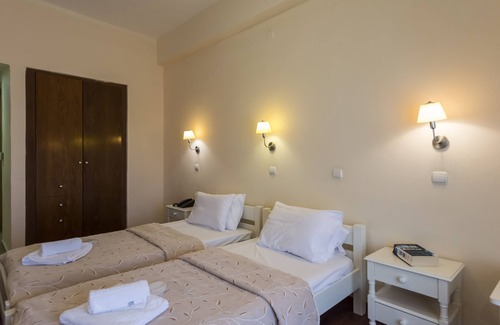 Agios Andreas Hotel | Akroyali Hotel & Villas