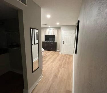 South Central Omaha Apartamento | Aksarben Apt-Close to UNO & I80