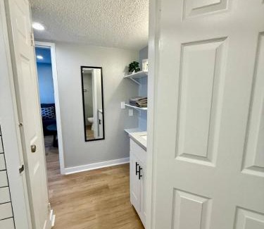 South Central Omaha Apartamento | Aksarben Living Close to UNO