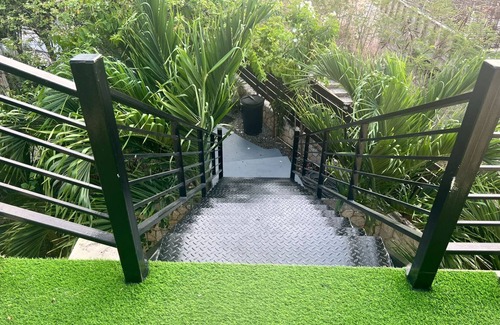 Beverly Hills Casa | Akwaaba Rooftop