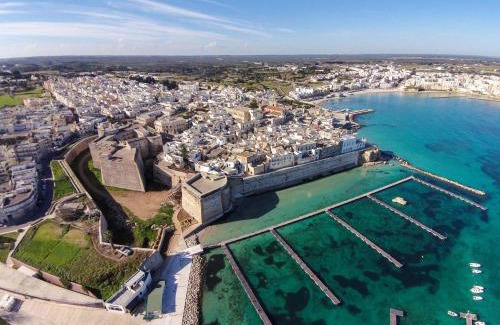 Otranto Historic Centre Apartamento | Al Castello Holiday Home by BarbarHouse