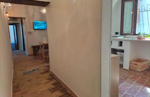 Miglianico Apartamento | Al Castello House by Holiday World