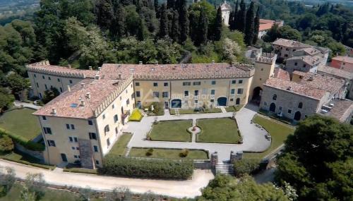 Cola Apartamento | Al Castello - Immobiliare Azzurra