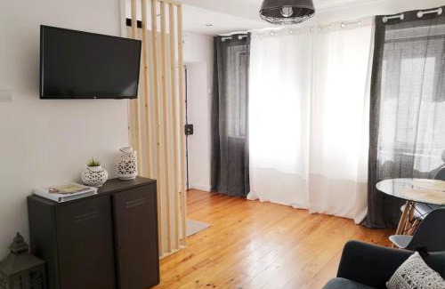 Santo Estevao Apartamento | Al- Hamma Suites II - 2nd floor