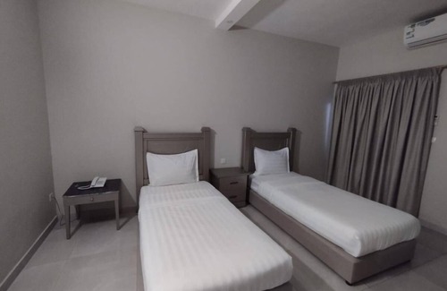 Al Khobar Hotel | Al Iqbal Hotel