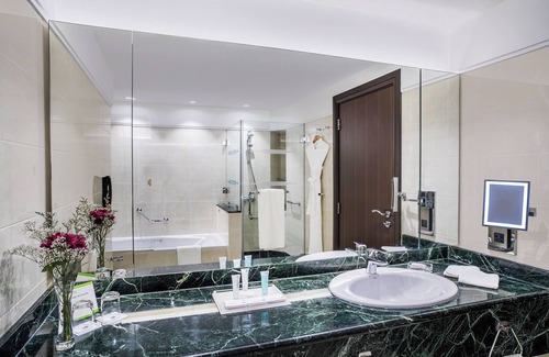 Al Danah Hotel | Al Maha Arjaan By Rotana