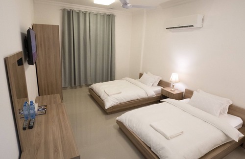 Al Maabilah Hotel | Al Majd Hotel