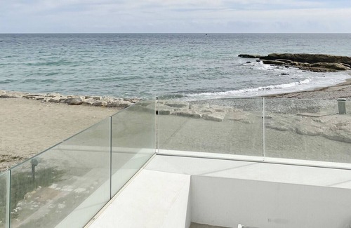 Bahia Dorada Villa | Al Mar - 6p by the sea in Estepona