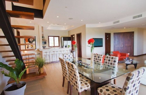 Playa Hermosa Apartamento | AL MAR HERMOSA Penthouse Condo: Amazing Views, Servicios y la parte superior de la decoración