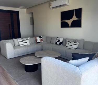 Al Ashkharah Villa | Al Marsa