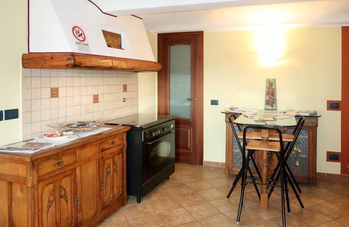 Camerano Casasco Apartamento | 100 m² Apartamento ∙ 2 habitaciones ∙ 6 personas