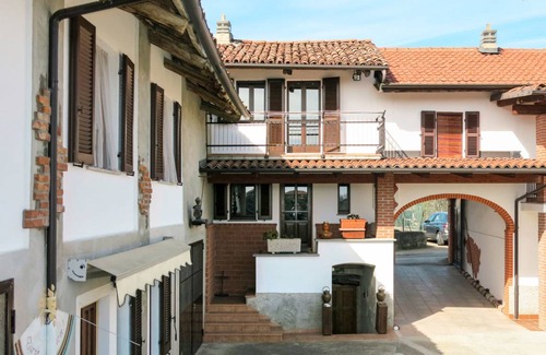 Camerano Casasco Apartamento | 100 m² Apartamento ∙ 2 habitaciones ∙ 6 personas