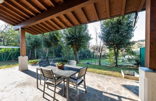 San Felice del Benaco Apartamento | Al Porto terrace close to the lake