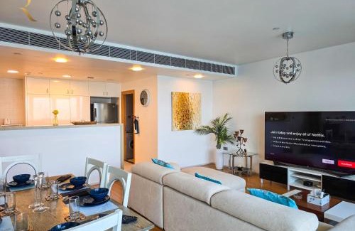 Al Raha Beach Apartamento | Al Raha Serenity - Spacious 2BR Getaway Near Yas Island & Al Raha Beach