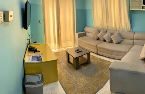 Al Sharq Apartamento | Al Rawdha Hotel Flats
