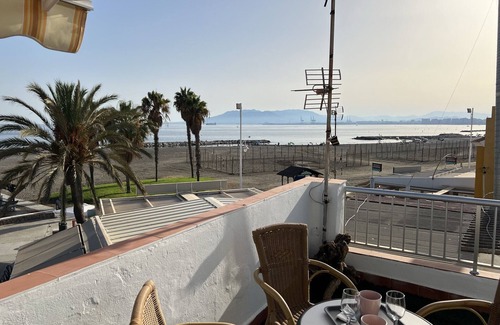 Las Acacias Casa | Al Rolo Beach, terraza con vistas a la bahía de Málaga