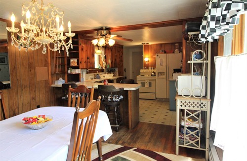 Montour Falls Cabaña | Al's Creekside Cottage in the Finger Lakes