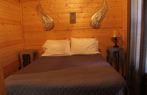 Pipe Creek Otro | Al's Hideaway Cabin and RV Rentals LLC