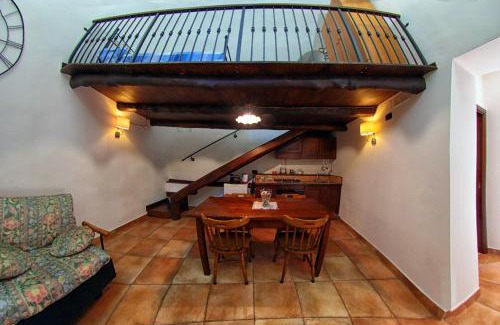 Sant'Antonio Abate Cama Y Desayuno | Al Vecchio Cellaio Historical Guest House