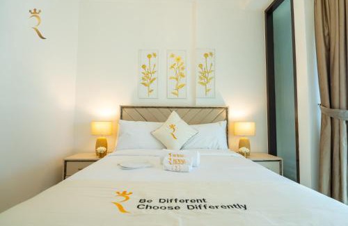 Al Raha Beach Apartamento | Al Vera Elegant 2BR Apartment Private Balcony