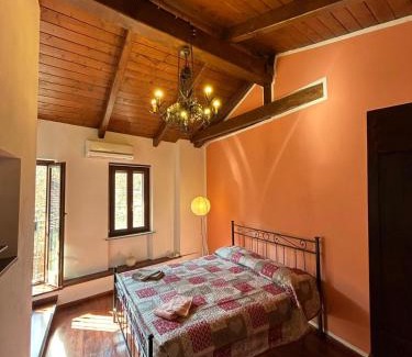 Montemagno Casa | Al Vicolo Uno