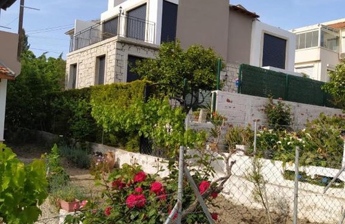Alacati Villa | Alaçatı sakızlar bölgesinde kiralık villa