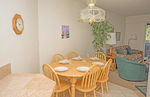 Tahoe Keys Apartamento | Ala Wai BoulevardApartment 12