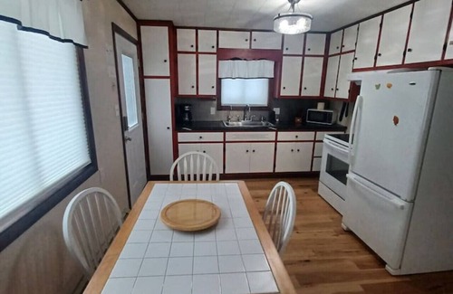 Tawas City Casa | Alabaster Cottage - Alabaster/Tawas