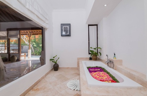 Sunset Road Hotel | Alam Bidadari Seminyak Villas
