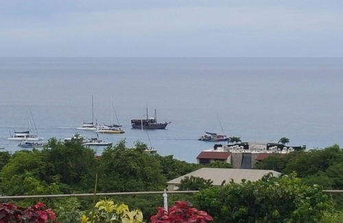 West Terrace Apartamento | Alamanda Sea View Apartment - Espectacular vista al mar Retreat AC / Wi-Fi, TV por cable