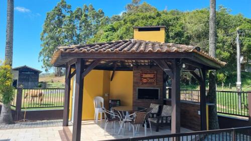 Penha Casa | Alameda das Palmeiras is your perfect getaway!