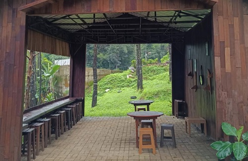 Pacet Casa | Alas Pacet by TwoSpaces Mojokerto