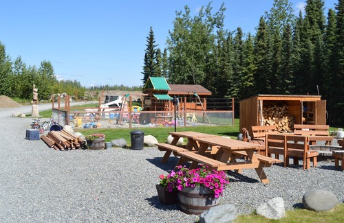 Sterling Cabina | Alaska Red Fish Lodge Furnished Cabin #3