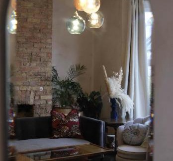 Harlesden Apartamento | Alba's Den - A creative sanctuary in NW10 London