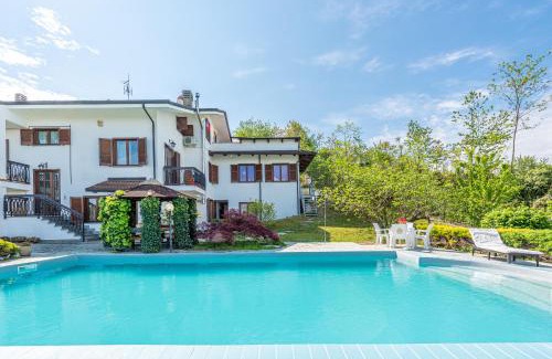 Alba Apartamento | Alba View Apartment with Pool