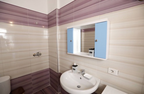 Qafe e Gjashtes Apartamento | Albania Dream Holidays Accommodation 29