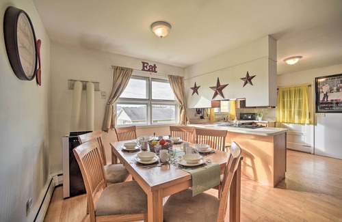 Newtonville Casa | Albany Home w/ Fenced Yard & Patio - Pets Welcome!