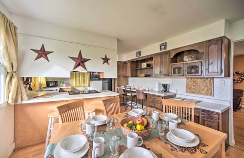Newtonville Casa | Albany Home w/ Fenced Yard & Patio - Pets Welcome!