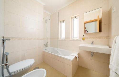 Albardeira Villa | Albardeira 83 by Destination Algarve