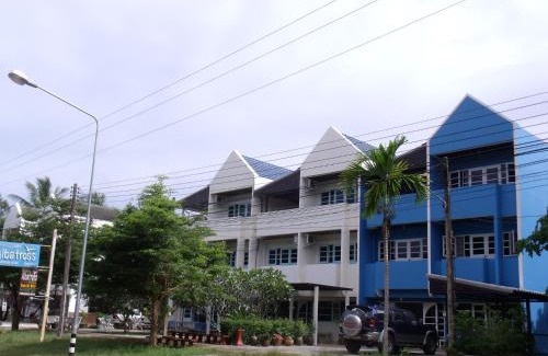 Saphli Casa | Albatross Guesthouse @ Thungwualaen Beach