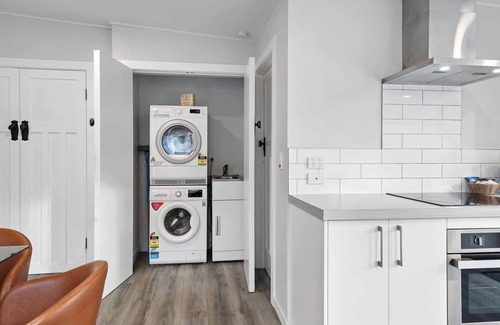 Sydenham Casa | Albemarle Villa Summa