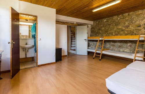 Salas de Pallars Apartamento | Alberg La Solana - B10 - Habitación Para Grupos/Familias (6-8 plazas)