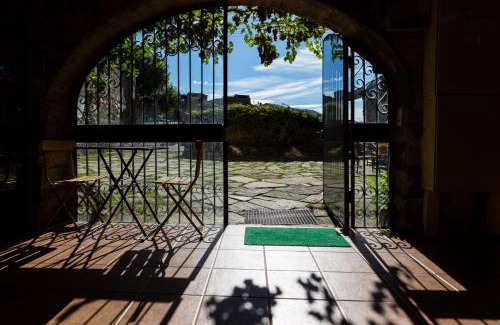 Salas de Pallars Hostal | Alberg La Solana