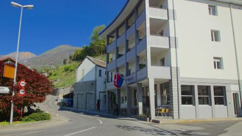 Gordola Hotel | Albergo Porta Verzasca