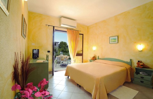 Sos Alinos Hotel | Albergo Residenziale Gli Ontani