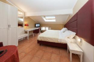 Historic Center Hotel | Albergo Rossini 1936