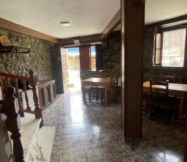 Aciera Hostal | Albergue de Aciera